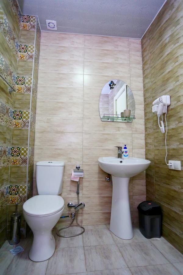 Hotel City Kutaiszi Kültér fotó